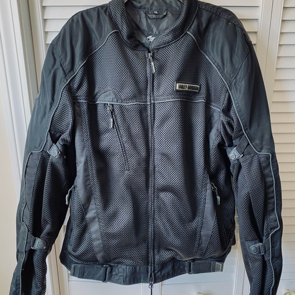 Harley-Davidson EUC Jacket UNISEX with body armor.